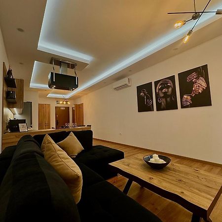 Luxury Central Baba Apartment Shkoder Exterior photo